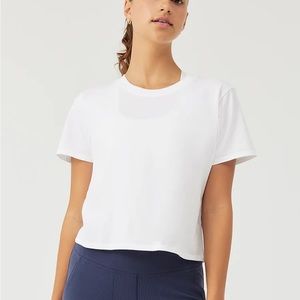 Outdoor Voices Everyday Short Sleeve in brilliant white size xs